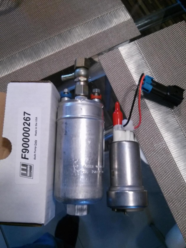 bosch 044 vs walbro gst450