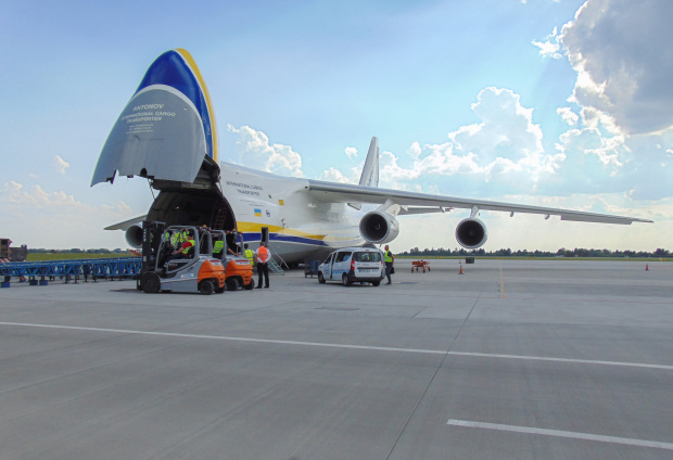 Antonov 124 - dzisiejsza wizyta.