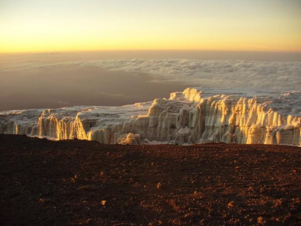 Widok z kilimandzaro na lodowiec .